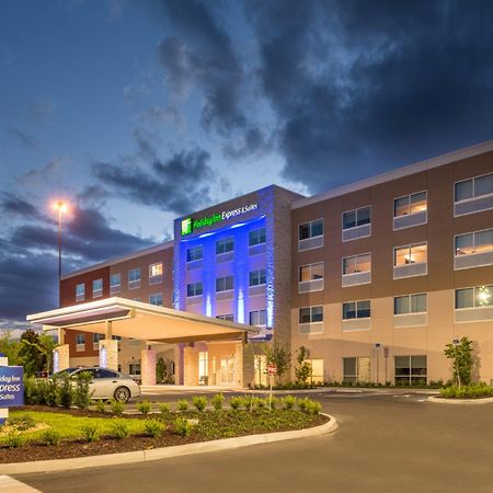 Holiday Inn Express & Suites - Tampa North - Wesley Chapel By Ihg Exterior photo