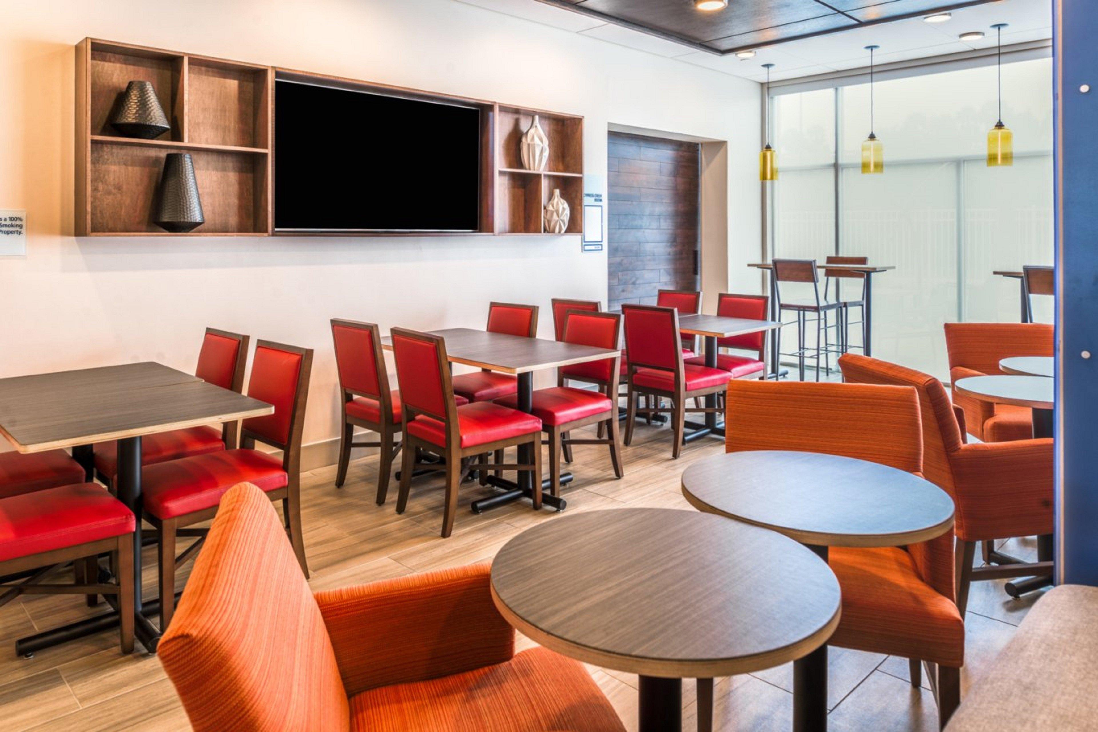 Holiday Inn Express & Suites - Tampa North - Wesley Chapel By Ihg Exterior photo